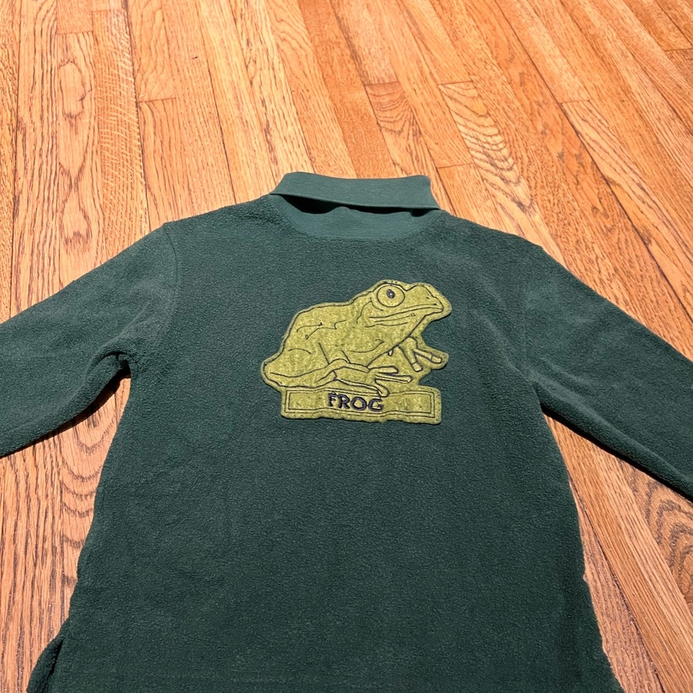 Vintage Green Frog Embroidered Long Sleeve Shirt